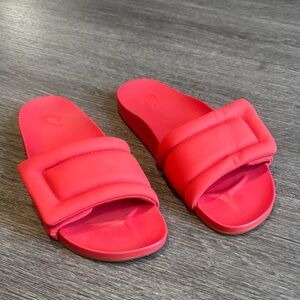 OluKai Vibrant Red Slide Sandals